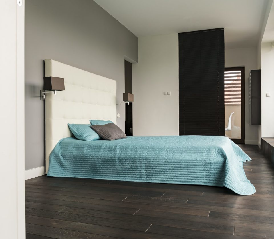 bedroom-with-wooden-floor.jpg